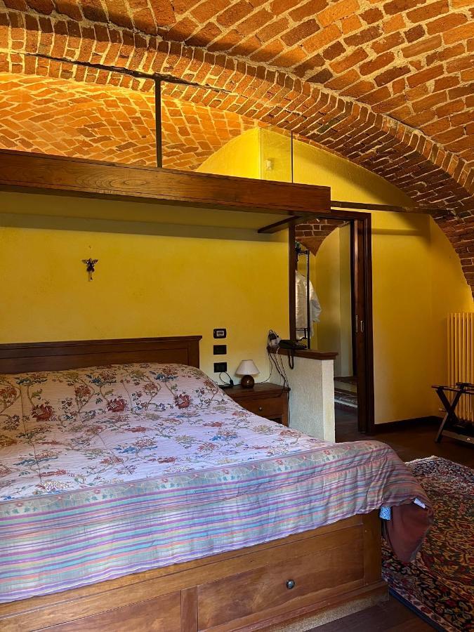 ホテル La Casa Arancione Boves エクステリア 写真