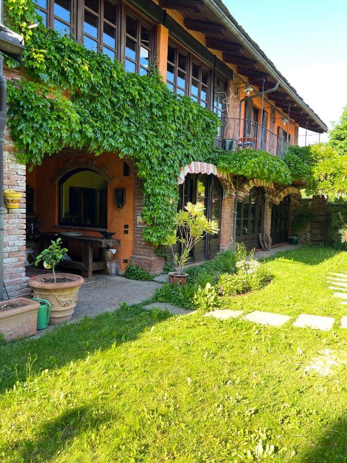 ホテル La Casa Arancione Boves エクステリア 写真