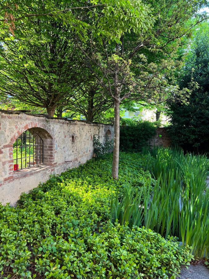 ホテル La Casa Arancione Boves エクステリア 写真