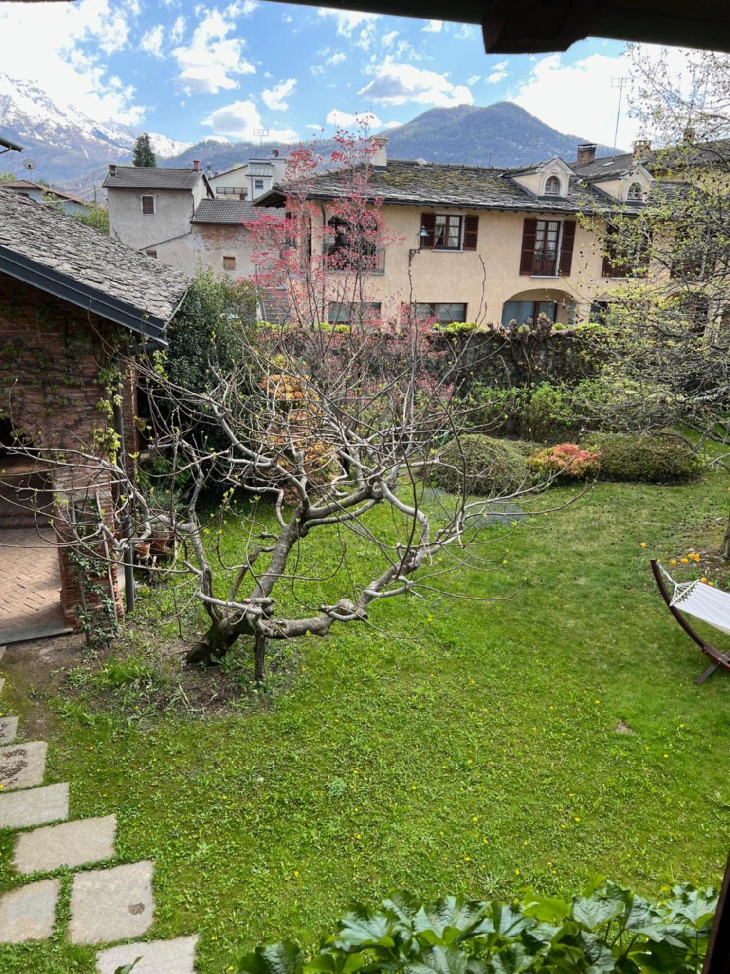 ホテル La Casa Arancione Boves エクステリア 写真